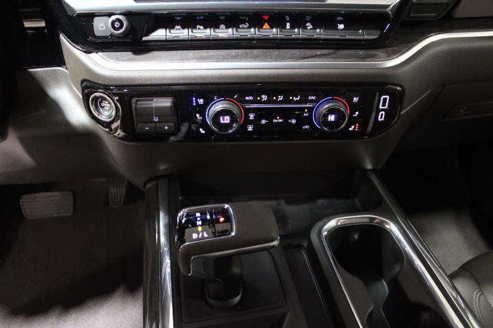 2026 Chevrolet Silverado 1500 4WD Crew Cab Short Bed LTZ