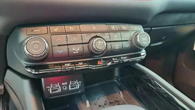 2026 Dodge Durango GT Plus AWD HEMI V8