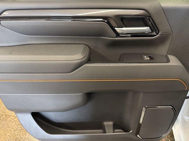 2026 GMC Sierra 2500HD Crew Cab, Standard Bed, AT4, 4WD