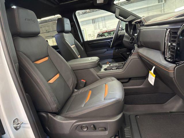 2026 GMC Sierra 2500HD Crew Cab, Standard Bed, AT4, 4WD