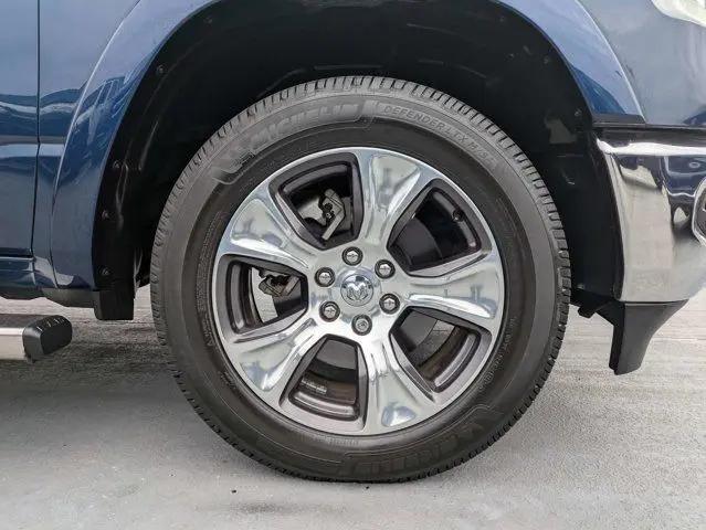 2022 Ram 1500 Laramie Crew Cab 4x2 5'7" Box