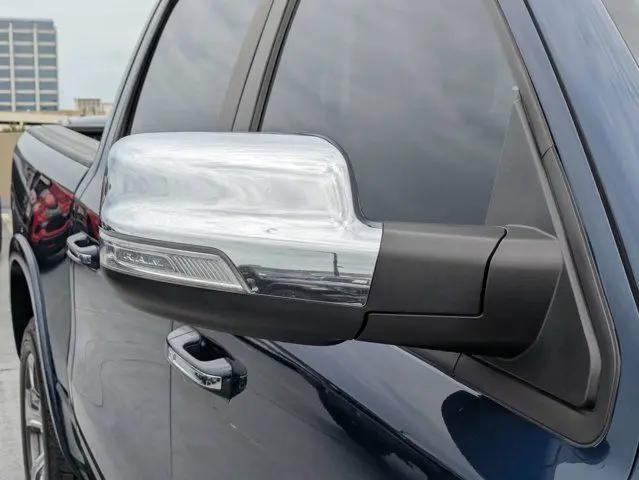 2022 Ram 1500 Laramie Crew Cab 4x2 5'7" Box