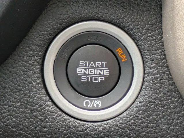 2022 Ram 1500 Laramie Crew Cab 4x2 5'7" Box