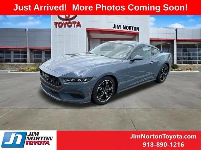 2024 Ford Mustang EcoBoost Fastback