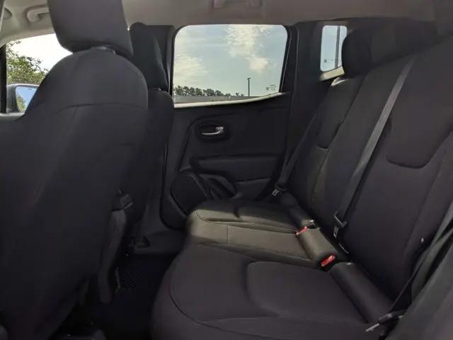 2023 Jeep Renegade Latitude 4x4