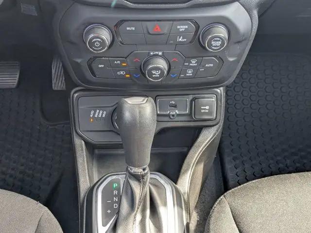 2023 Jeep Renegade Latitude 4x4