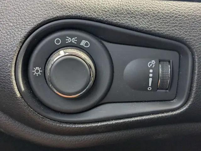 2023 Jeep Renegade Latitude 4x4