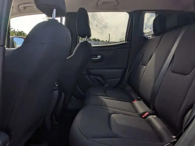 2023 Jeep Renegade Latitude 4x4