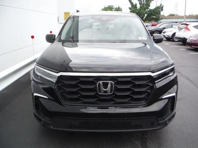 2023 Honda Pilot AWD LX