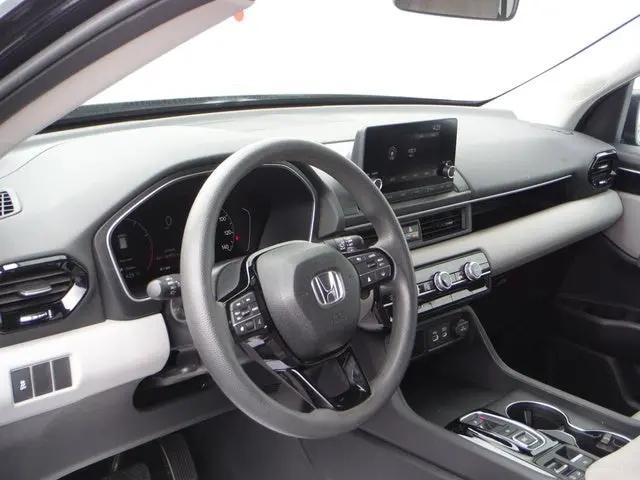 2023 Honda Pilot AWD LX