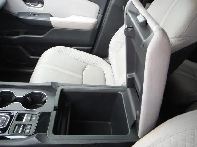 2023 Honda Pilot AWD LX