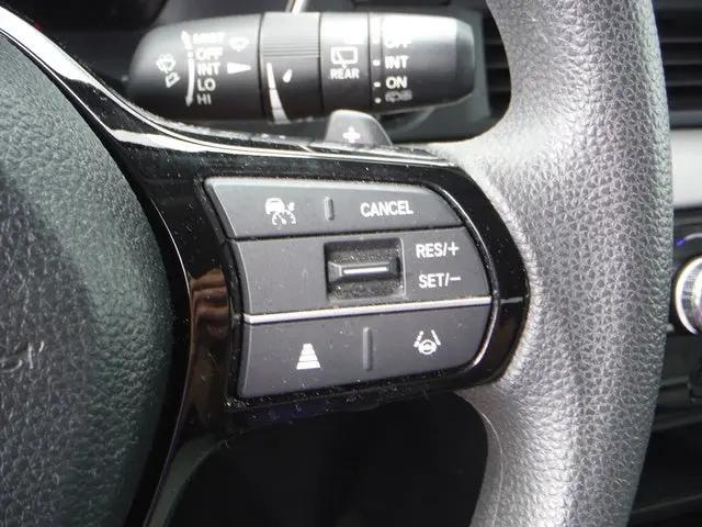 2023 Honda Pilot AWD LX