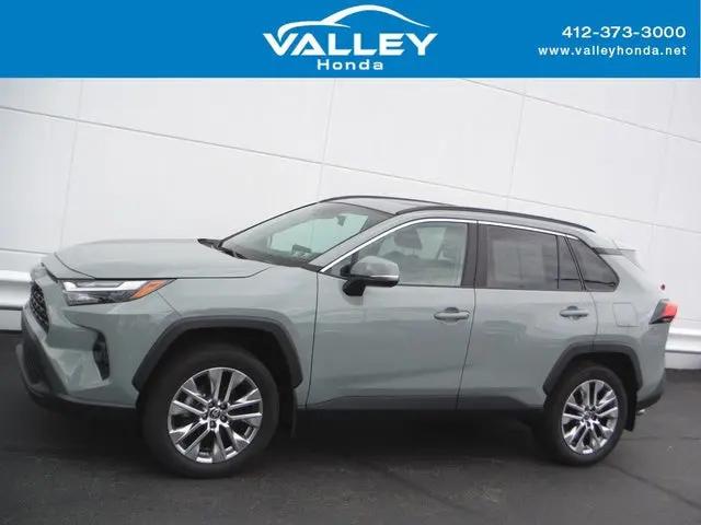 2023 Toyota RAV4 XLE Premium