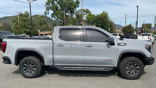 2024 GMC Sierra 1500 4WD Crew Cab Short Box AT4X