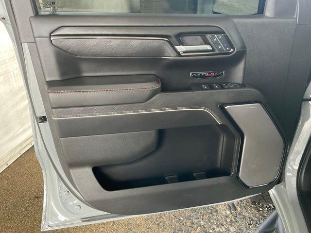 2024 GMC Sierra 1500 4WD Crew Cab Short Box AT4X