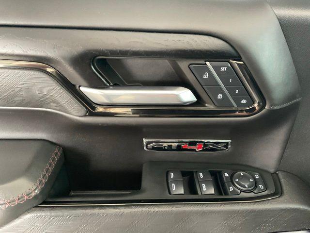 2024 GMC Sierra 1500 4WD Crew Cab Short Box AT4X