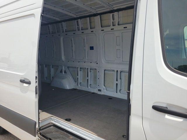 2025 Mercedes-Benz Sprinter 2500 High Roof 4-Cyl Diesel
