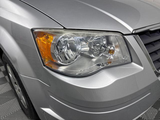 2008 Chrysler Town & Country LX