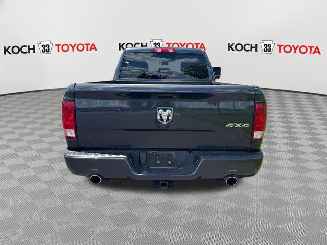 2018 Ram 1500 Express Quad Cab 4x4 6'4" Box