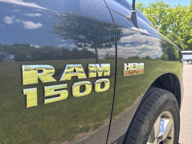 2018 Ram 1500 Express Quad Cab 4x4 6'4" Box