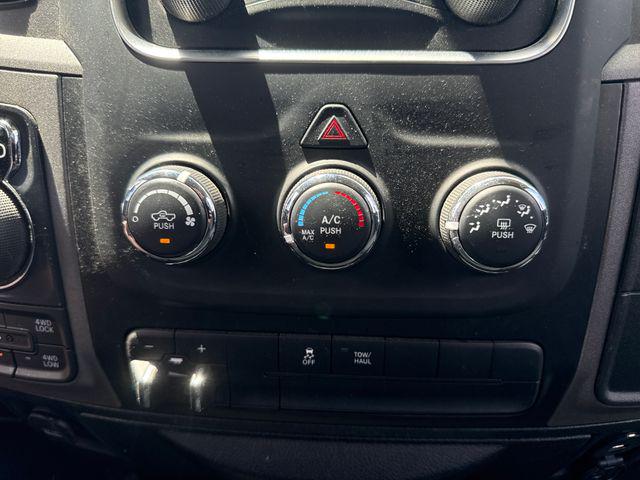 2018 Ram 1500 Express Quad Cab 4x4 6'4" Box