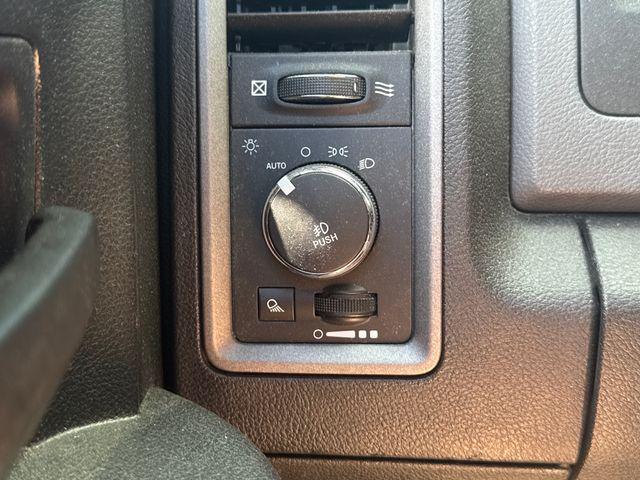 2018 Ram 1500 Express Quad Cab 4x4 6'4" Box