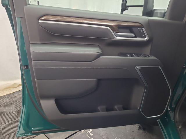 2026 Chevrolet Silverado 2500HD Crew Cab, Standard Bed, LT, 4WD