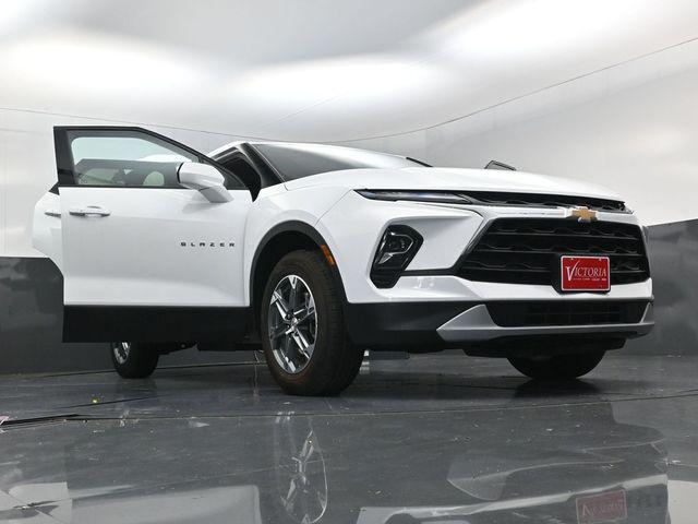 2025 Chevrolet Blazer AWD 2LT