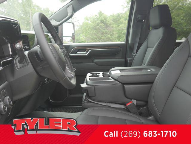 2026 Chevrolet Silverado 2500HD Crew Cab, Standard Bed, LT, 4WD