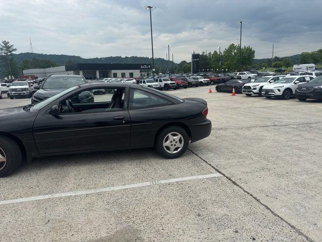 2004 Chevrolet Cavalier Base