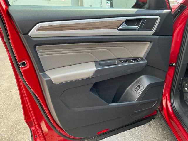 2023 Volkswagen Atlas 2.0T SEL