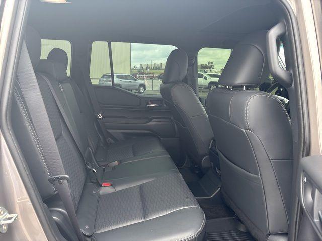 2025 Toyota Land Cruiser 4WD (GS)