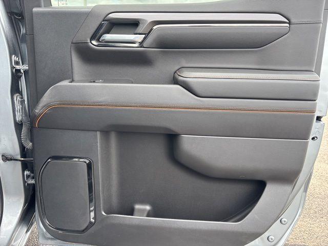 2023 GMC Sierra 1500 4WD Crew Cab Short Box AT4