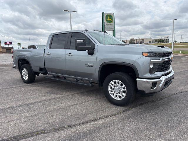 2024 Chevrolet Silverado 3500HD 4WD Crew Cab Long Bed LT