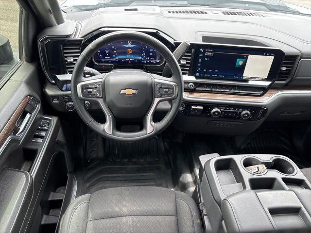 2024 Chevrolet Silverado 3500HD 4WD Crew Cab Long Bed LT