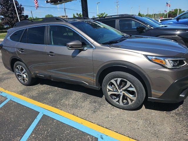 2022 Subaru Outback Limited for sale in Grand Blanc, MI
