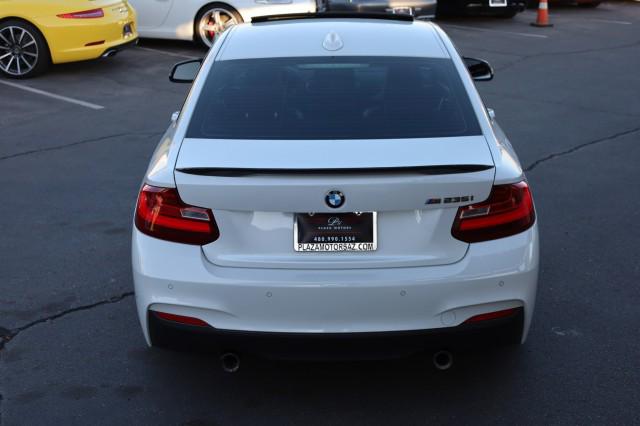2016 BMW M2 M235i