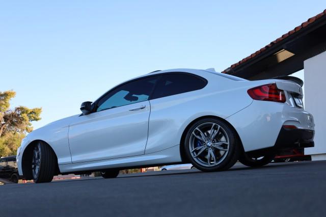 2016 BMW M2 M235i