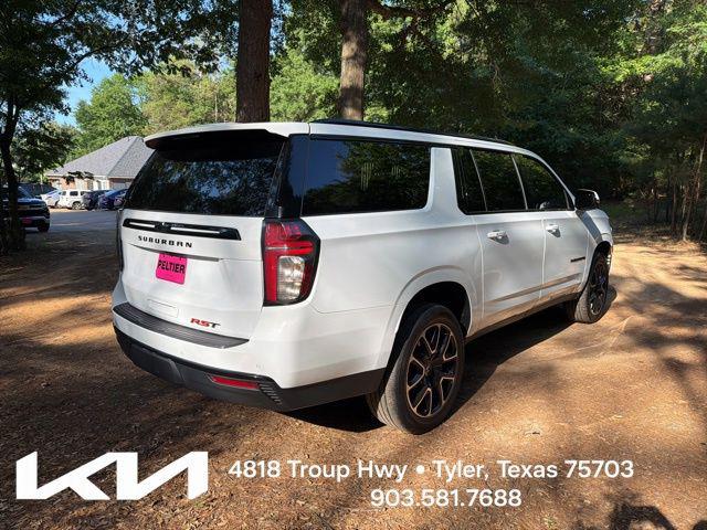 2023 Chevrolet Suburban 2WD RST