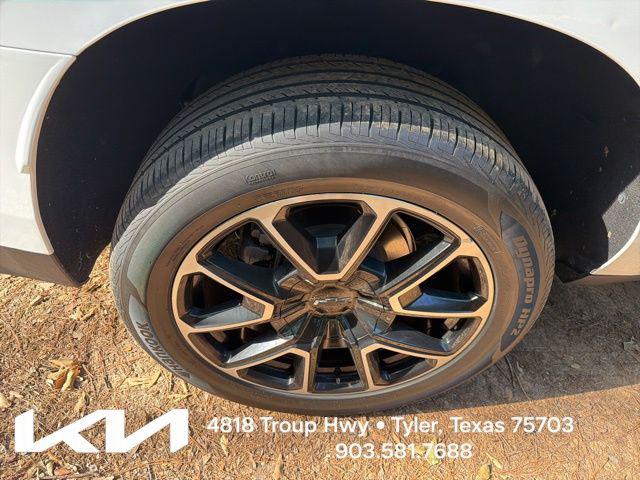 2023 Chevrolet Suburban 2WD RST