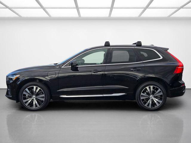 2023 Volvo XC60 Recharge T8 Plus Bright Theme