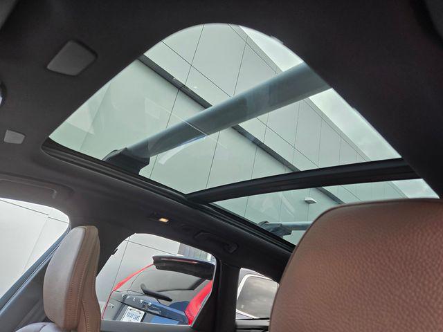 2023 Volvo XC60 Recharge T8 Plus Bright Theme