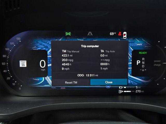 2023 Volvo XC60 Recharge T8 Plus Bright Theme