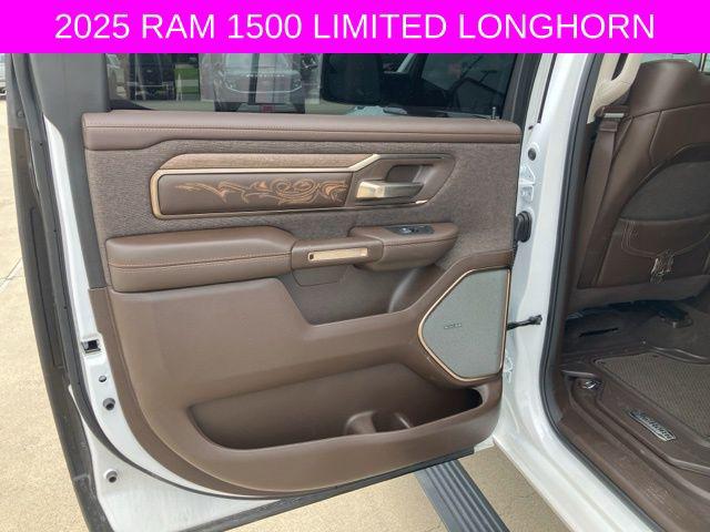 2025 Ram 1500 Limited Longhorn Crew Cab 4x4 5'7" Box