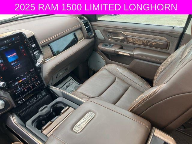 2025 Ram 1500 Limited Longhorn Crew Cab 4x4 5'7" Box