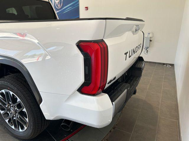 2026 Toyota Tundra Limited CrewMax 5.5' Bed