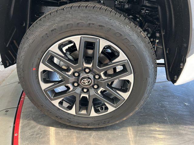 2026 Toyota Tundra Limited CrewMax 5.5' Bed