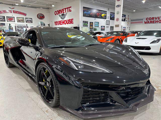 2024 Chevrolet Corvette E-Ray RWD Coupe 3LZ