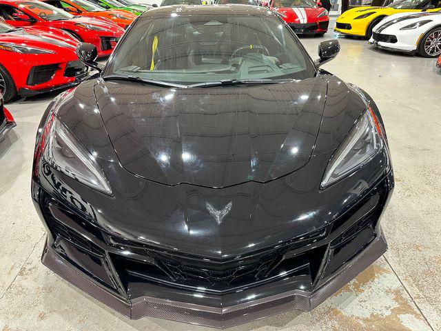 2024 Chevrolet Corvette E-Ray RWD Coupe 3LZ