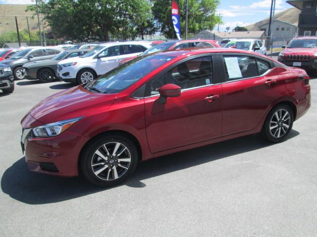2021 Nissan Versa SV Xtronic CVT